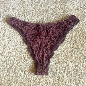 Dolce & Gabbana Burgundy Lace Panties